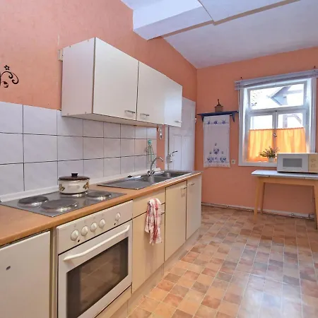 Cosy Ground-floor With Private Terrace In Landau