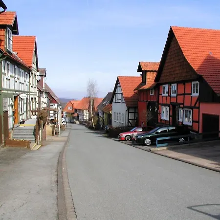 Cosy Ground-floor With Private Terrace In Landau Bad Arolsen