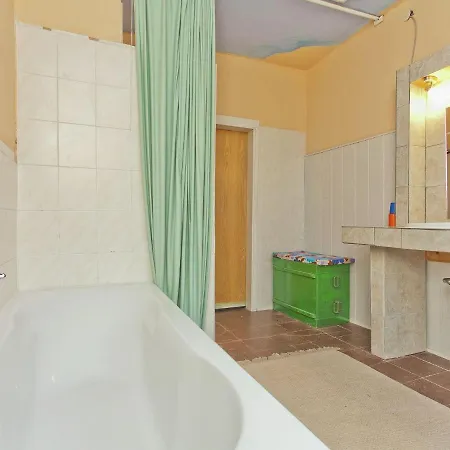 Apartment Cosy Ground-floor With Private Terrace In Landau